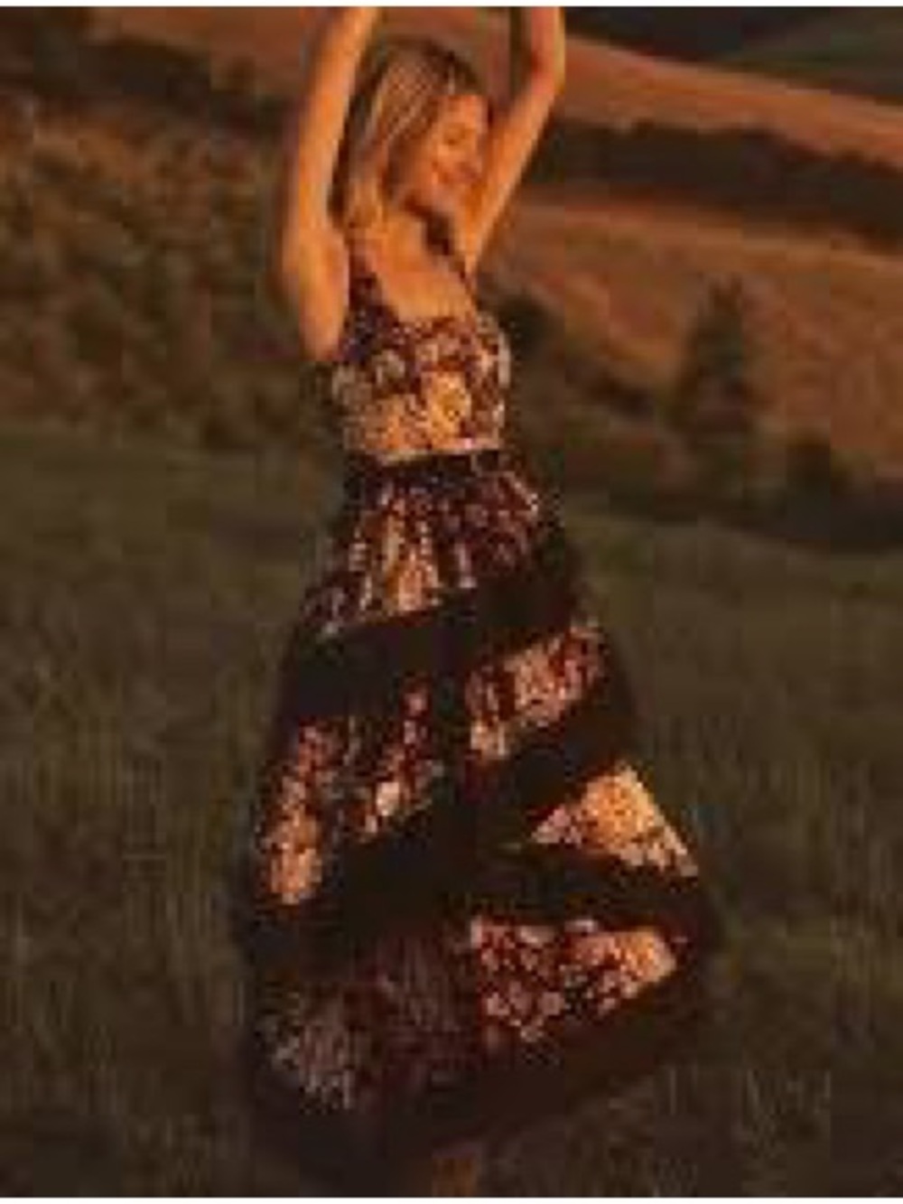 By Anthropologie Square-Neck Printed Tiered Midi
Dress. Size Medium - Picture 4 of 14